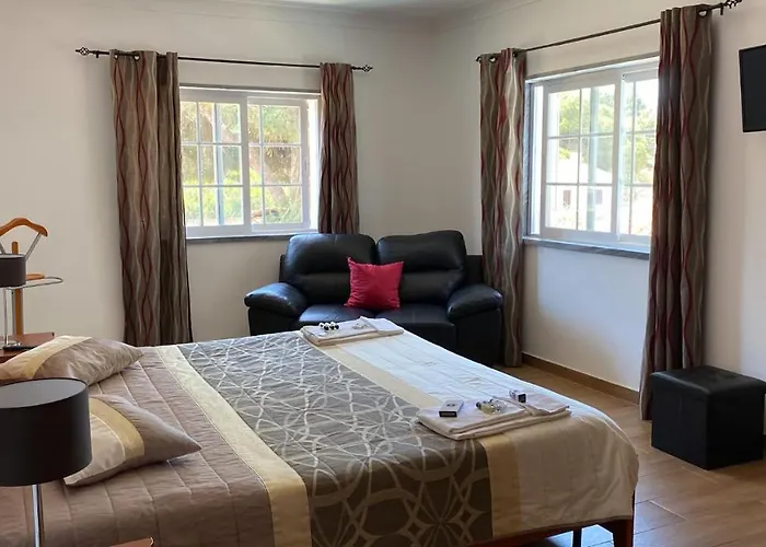 Lagoa Albufeira House 세심브라