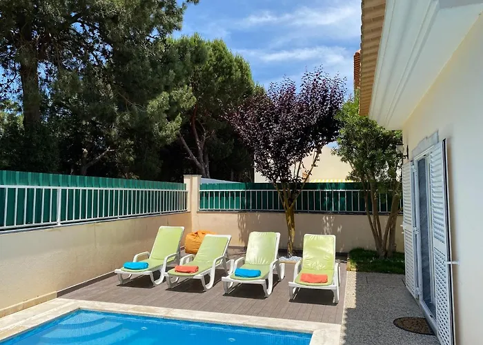 Lagoa Albufeira House *